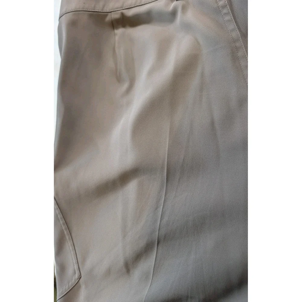 Under Armour HeatGear Mens Cargo Shorts Size 40 Gray Loose Fit Performance Golf